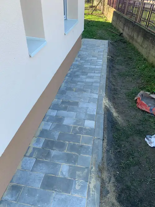 Vrtna staza od behaton ploča — realizacija SLOG (27)