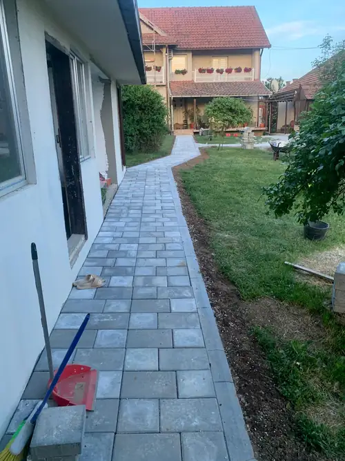 Popločana terasa sa ivičnjacima — realizacija SLOG (70)